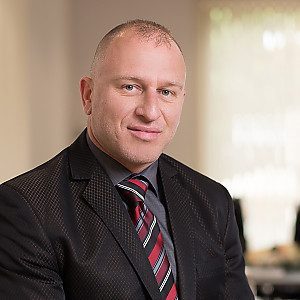 Станислав Станев