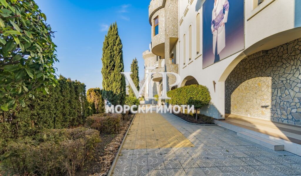 8 000 кв.м. инвестиционен актив – Централен булевард - 5 - Ricom Bulgaria