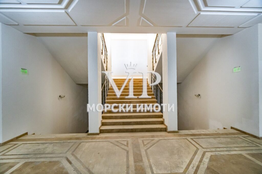 8 000 кв.м. инвестиционен актив – Централен булевард - 7 - Ricom Bulgaria