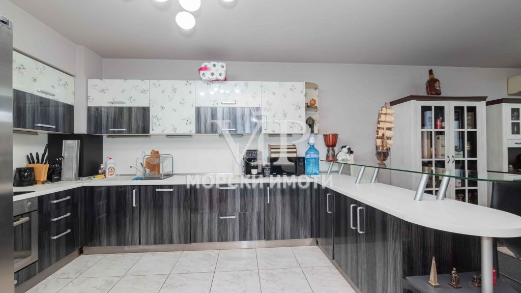 8045 - 8 - Ricom Bulgaria