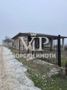 Пасрцел с КЪЩА в с.Равадиново - вилна зина - ТОК, ВОДА - 1 - Ricom Bulgaria
