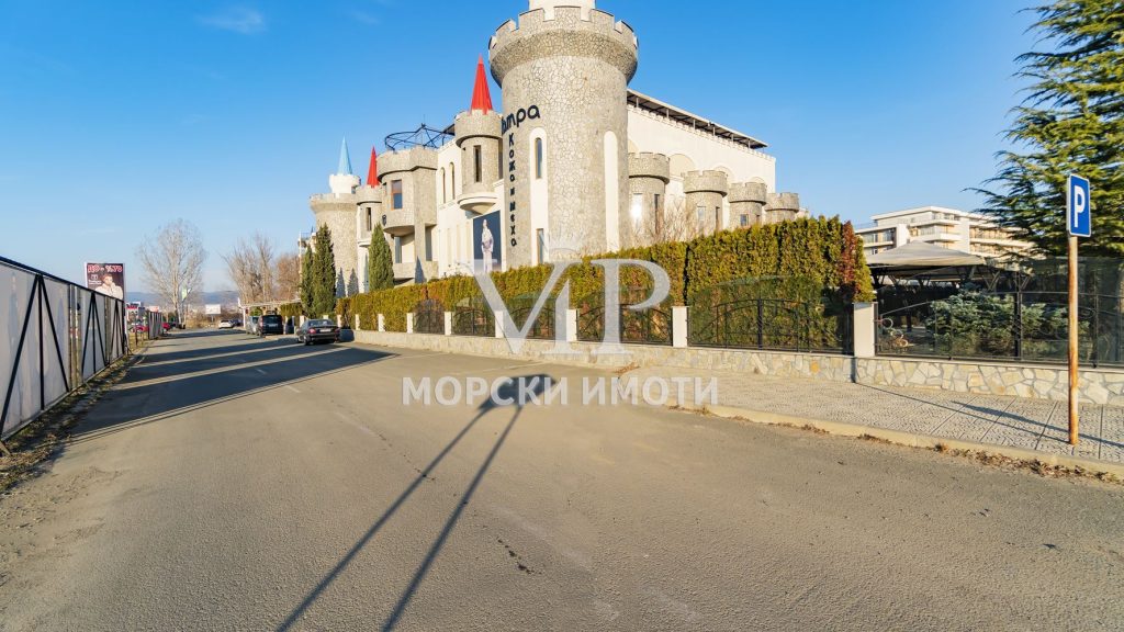 Самостоятелна сграда - Акт 16 - за БОЛНИЦА, КАЗИНО, Търговски Център - подземен и надземен паркинг - ТОП МЯСТО! - 10 - Ricom Bulgaria