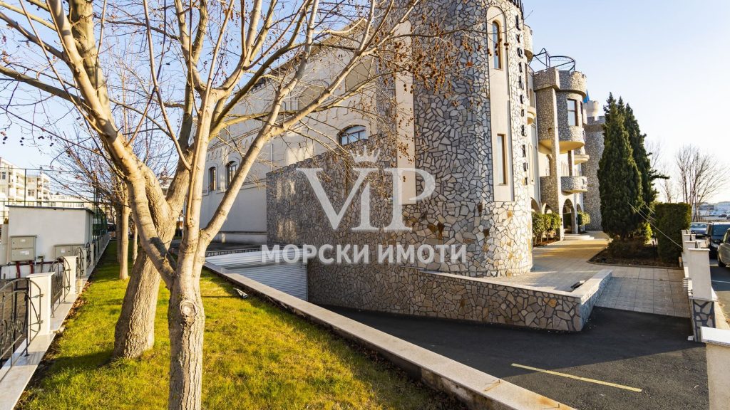 Самостоятелна сграда - Акт 16 - за БОЛНИЦА, КАЗИНО, Търговски Център - подземен и надземен паркинг - ТОП МЯСТО! - 50 - Ricom Bulgaria