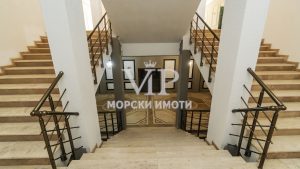 Самостоятелна сграда - Акт 16 - за БОЛНИЦА, КАЗИНО, Търговски Център - подземен и надземен паркинг - ТОП МЯСТО! - 64 - Ricom Bulgaria