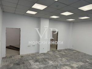 Партер за бизнес - МАГАЗИН или ОФИС, КАФЕ - в Център до ул.Александровска и х.България! - 6 - Ricom Bulgaria