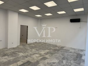 Партер за бизнес - МАГАЗИН или ОФИС, КАФЕ - в Център до ул.Александровска и х.България! - 8 - Ricom Bulgaria