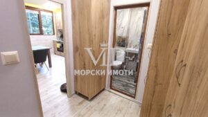 След ТОТАЛЕН ремонт. 80 кв.м. използваема площ. Три отделни помещения. - 7 - Ricom Bulgaria