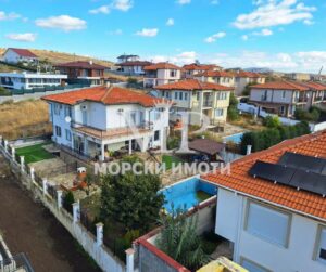 🌿 Дом на спокойствието – къща с 5 спални, кабинет и басейн край Бургас ! Самостоятелен двор ! - 1 - Ricom Bulgaria