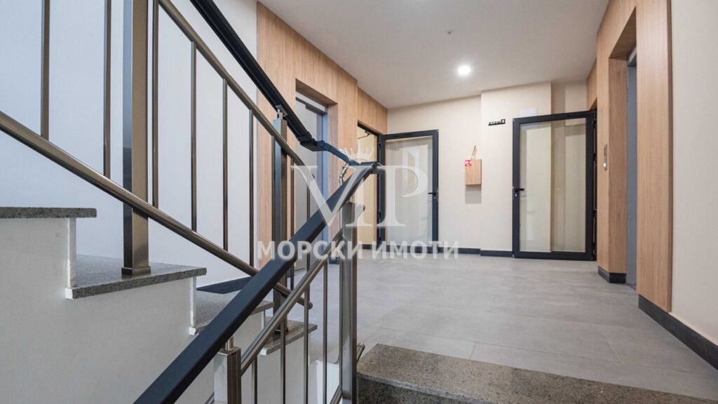 8131 - 28 - Ricom Bulgaria