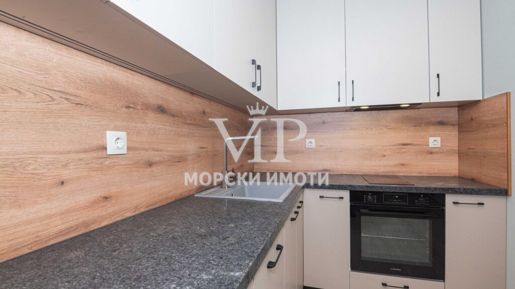 8131 - 8 - Ricom Bulgaria