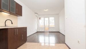 Ново строителство с Акт 16, асансьор - 📍 Локация: до паметника „Альоша“ – топ център ! Паркиране - 3 - Ricom Bulgaria