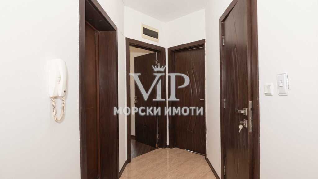 Ново строителство с Акт 16, асансьор - 📍 Локация: до паметника „Альоша“ – топ център ! Паркиране - 7 - Ricom Bulgaria