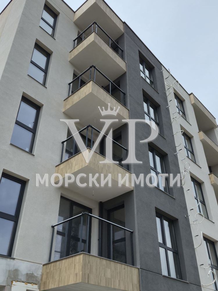Голям 3-стаен с 2 бани - LakeView - БЕЗ ТАКСА! - 1 - Ricom Bulgaria
