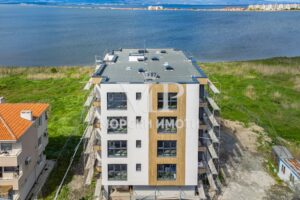 Голям 3-стаен с 2 бани - LakeView - ТОП ЦЕНИ! - 1 - Ricom Bulgaria