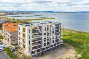 Голям 3-стаен с 2 бани - LakeView - ТОП ЦЕНИ! - 3 - Ricom Bulgaria