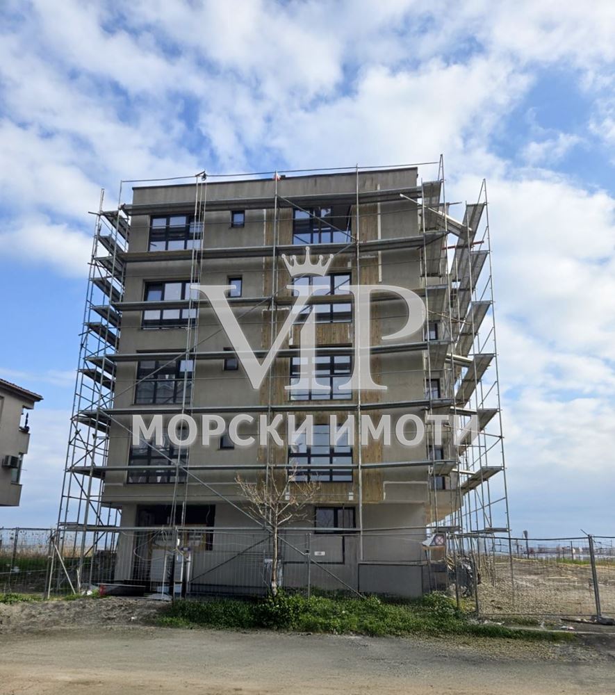 Нова сграда с фасада LAMINAM и общи части-естествен камък! 3-стаен ! Акт 16 - 2026 - 5 - Ricom Bulgaria