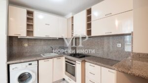ПРОСТОРЕН И СЛЕД РЕМОНТ! Огромна дневна - ж.к. Изгрев – Първи наематели! - 4 - Ricom Bulgaria