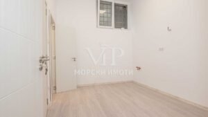 ТОП ЦЕНТЪР! Реставриран партер с 7м витрина до НАП – готов за Вашия бизнес! - 8 - Ricom Bulgaria